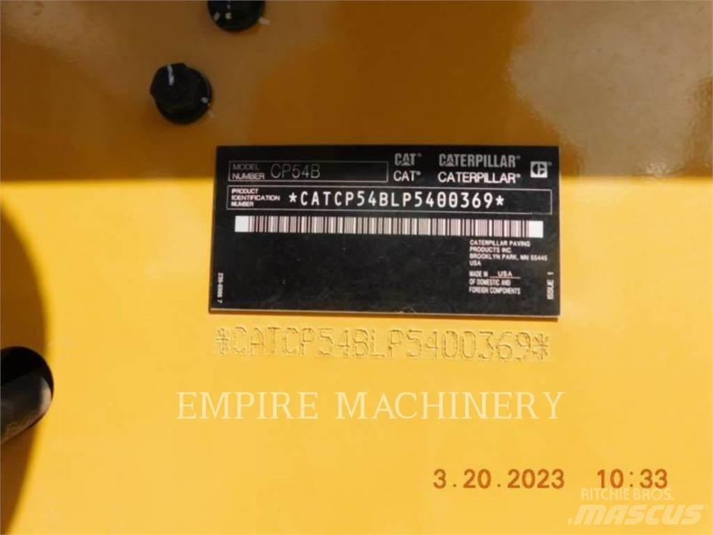 CAT CP54B Tek tamburlu silindirler