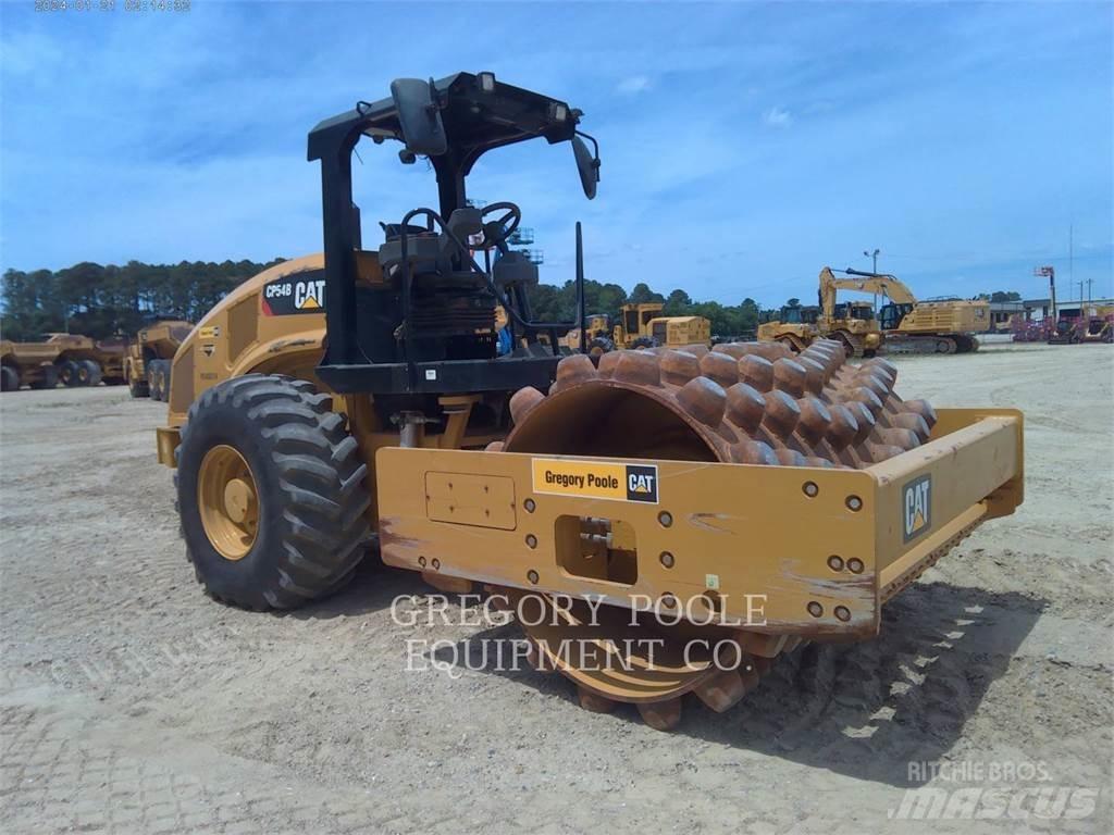 CAT CP54B Tek tamburlu silindirler