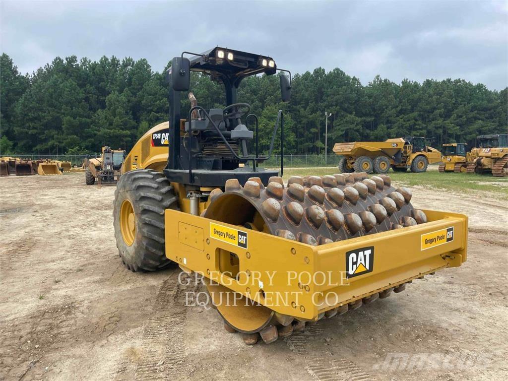 CAT CP54B Tek tamburlu silindirler