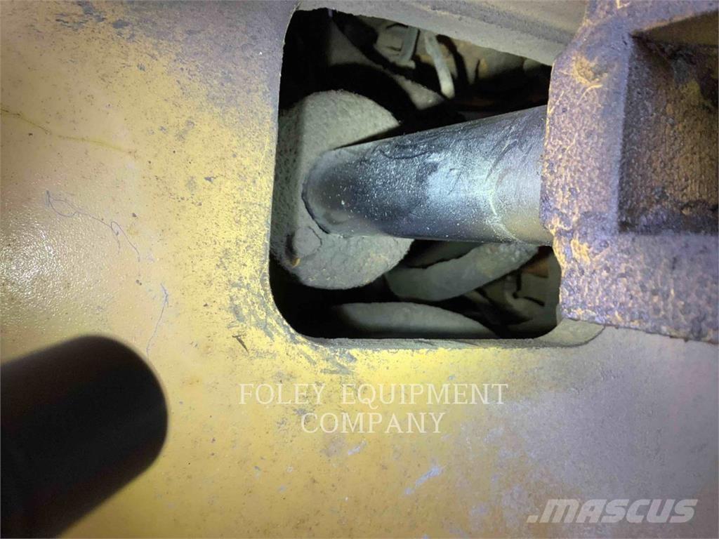 CAT CP563D Tek tamburlu silindirler