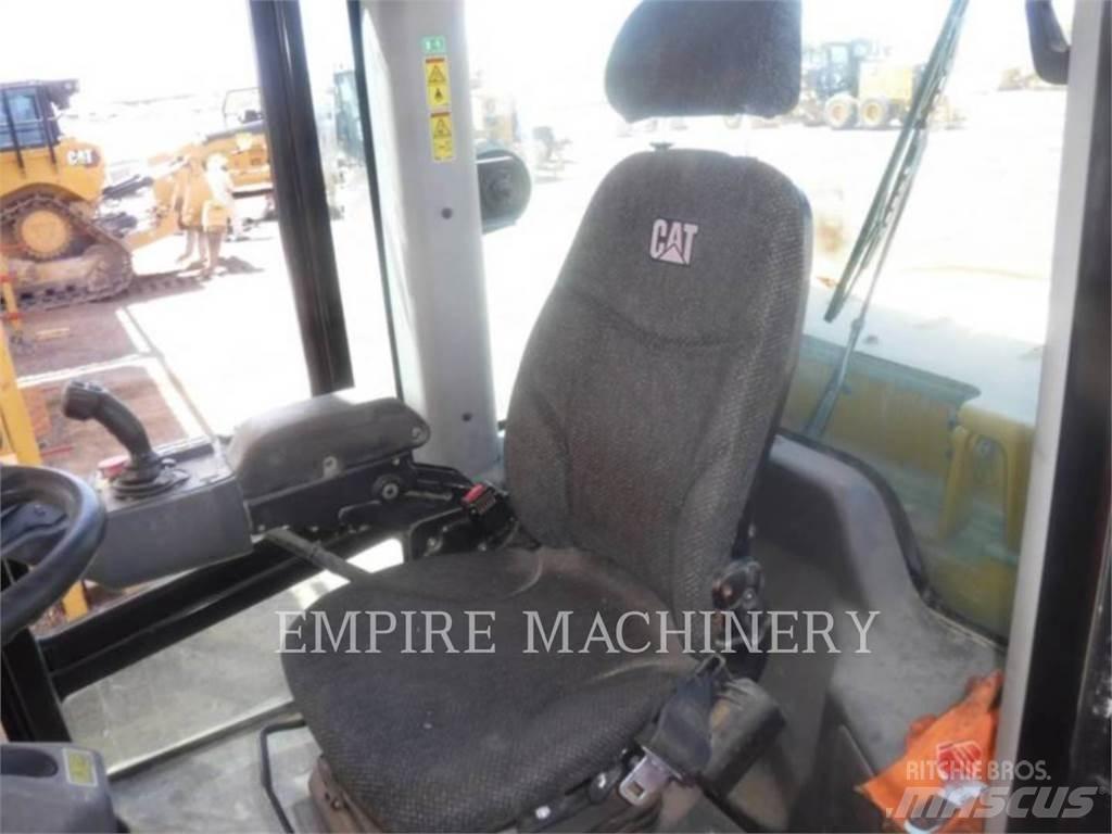 CAT CP56B Tek tamburlu silindirler
