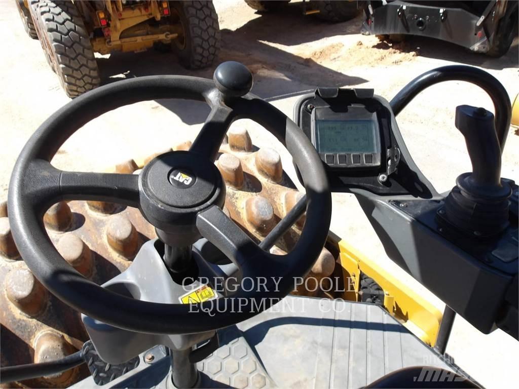 CAT CP56B Tek tamburlu silindirler