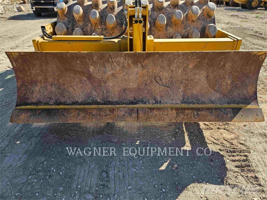 CAT CP56B Zemin sıkıştırma makineleri