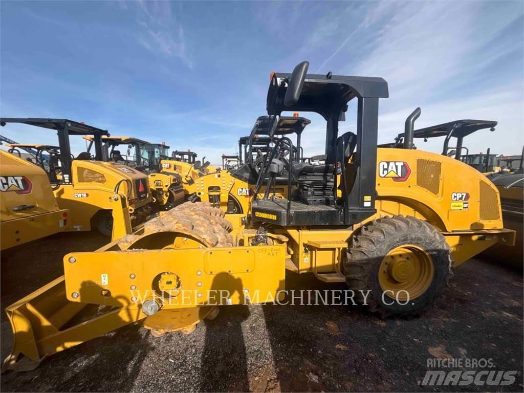 CAT CP7 Tek tamburlu silindirler