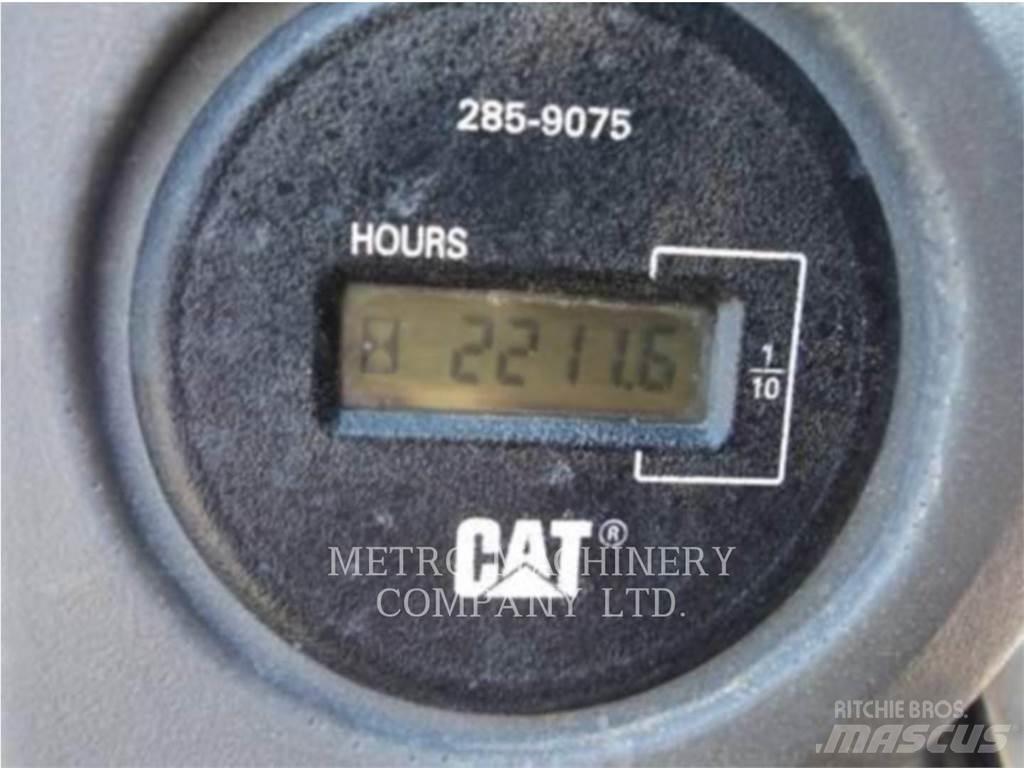 CAT CS-533E Tek tamburlu silindirler