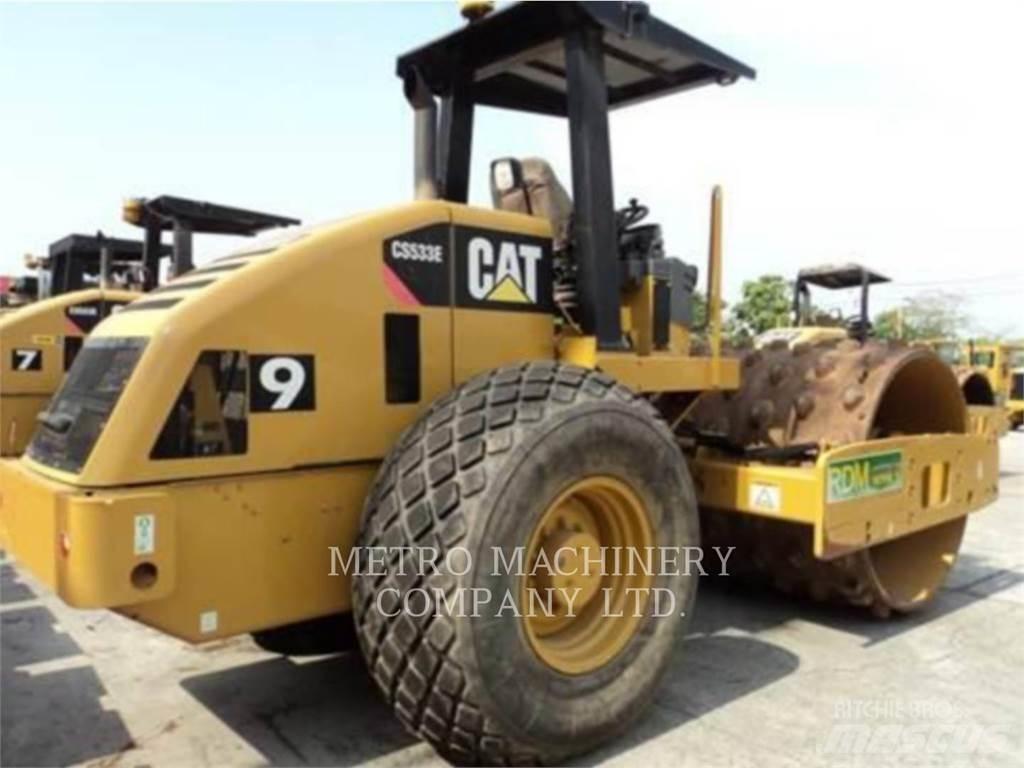 CAT CS-533E Tek tamburlu silindirler