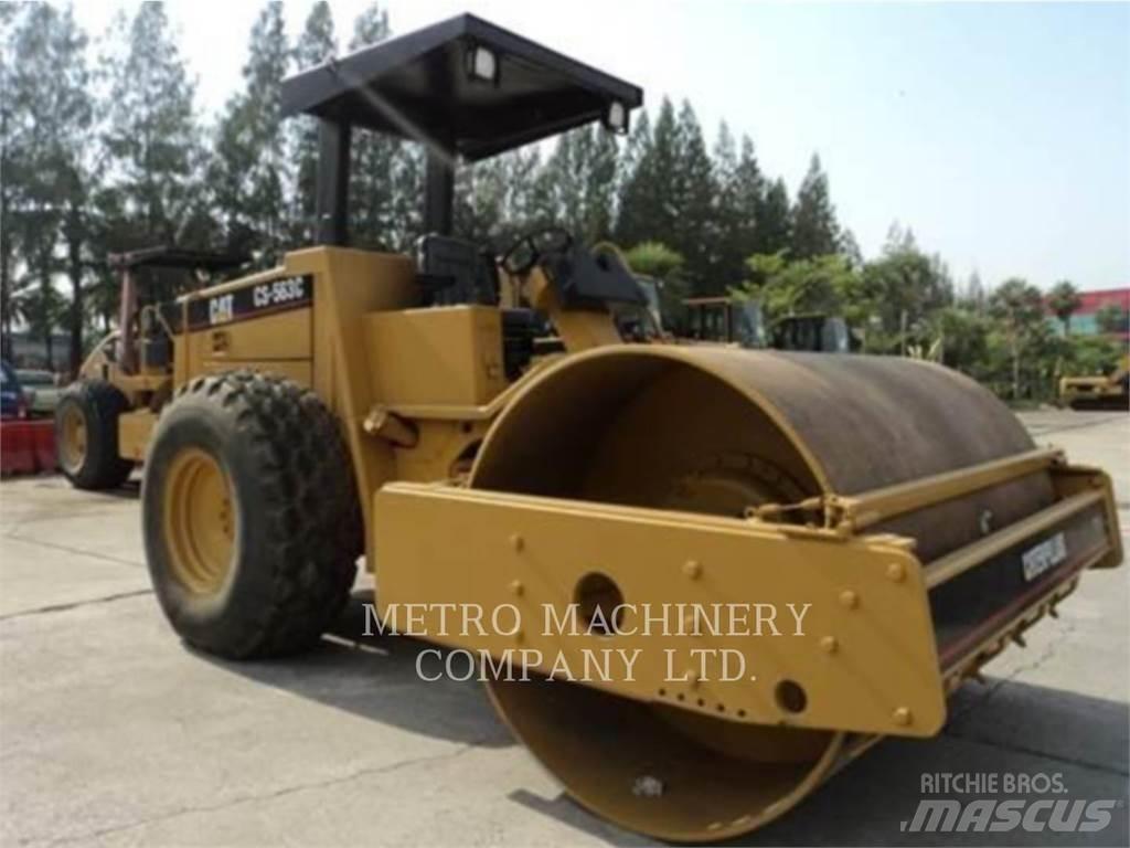 CAT CS-563CAW Tek tamburlu silindirler
