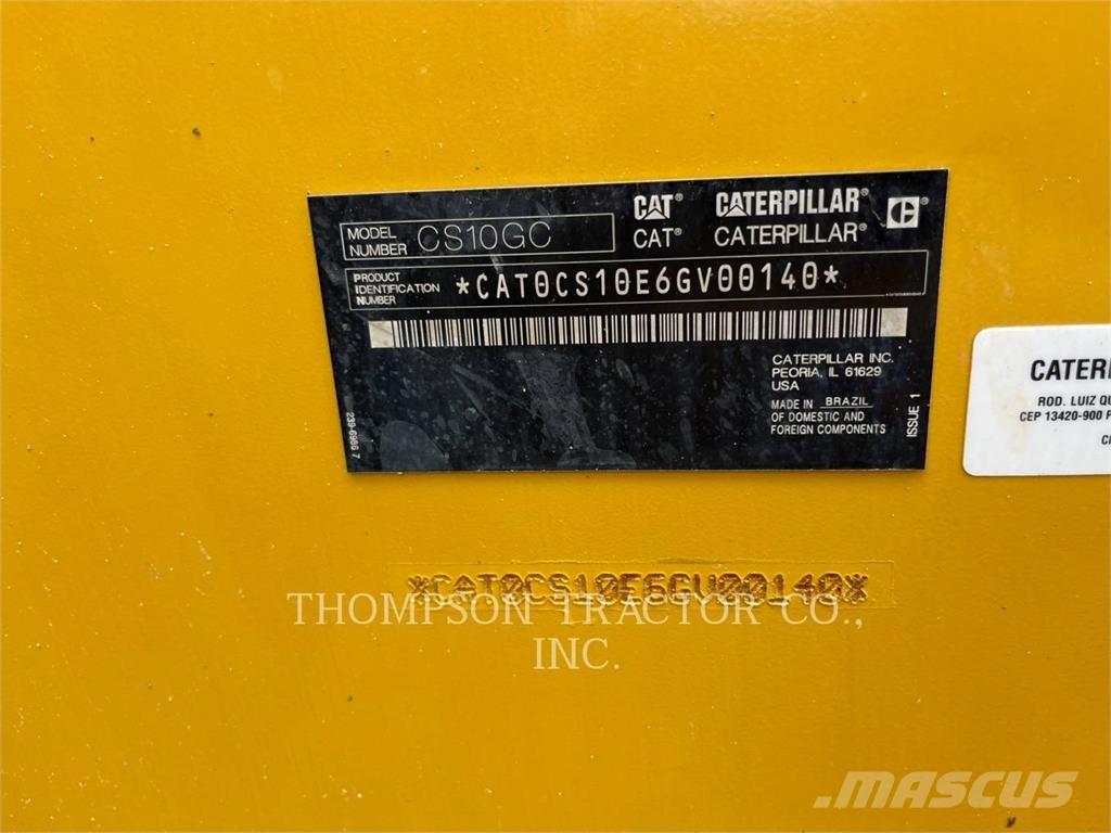 CAT CS10GC Tek tamburlu silindirler