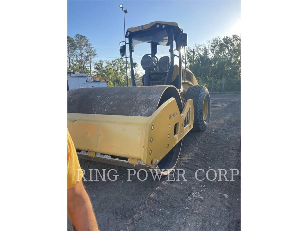 CAT CS11GC Çift tamburlu silindirler