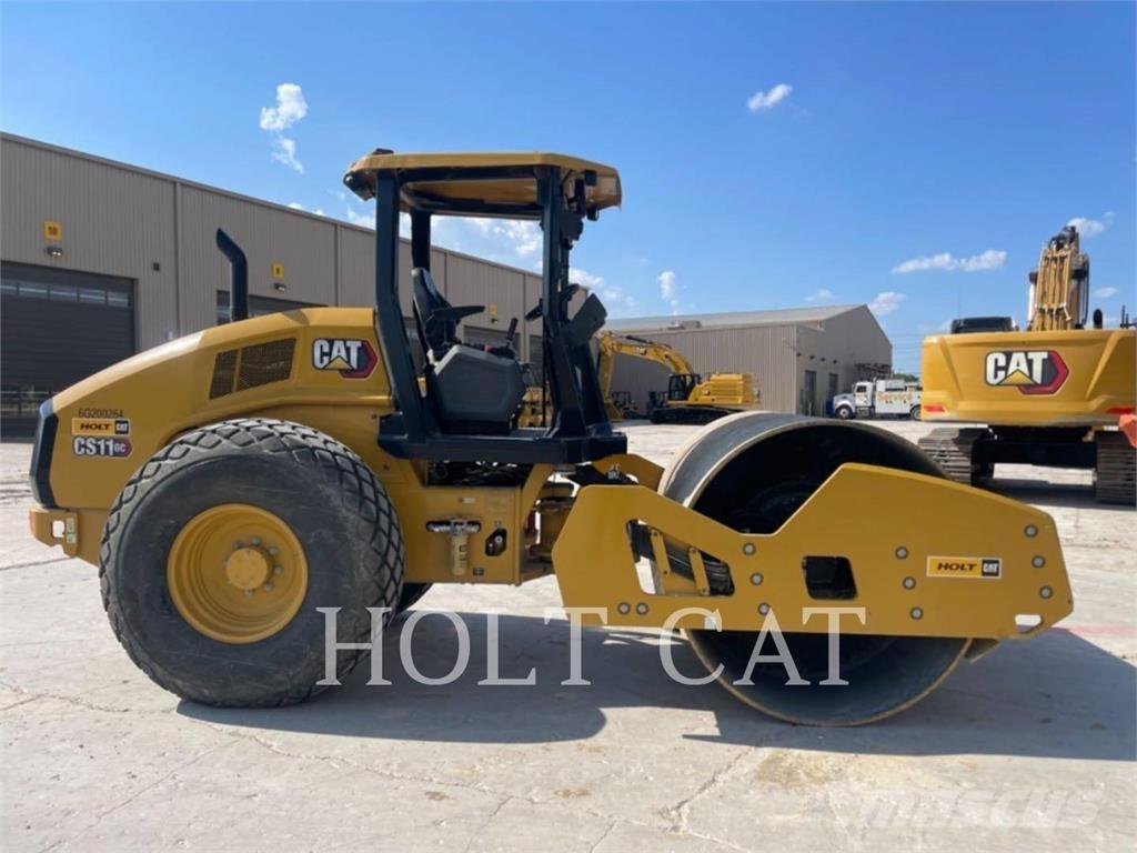 CAT CS11GC Tek tamburlu silindirler