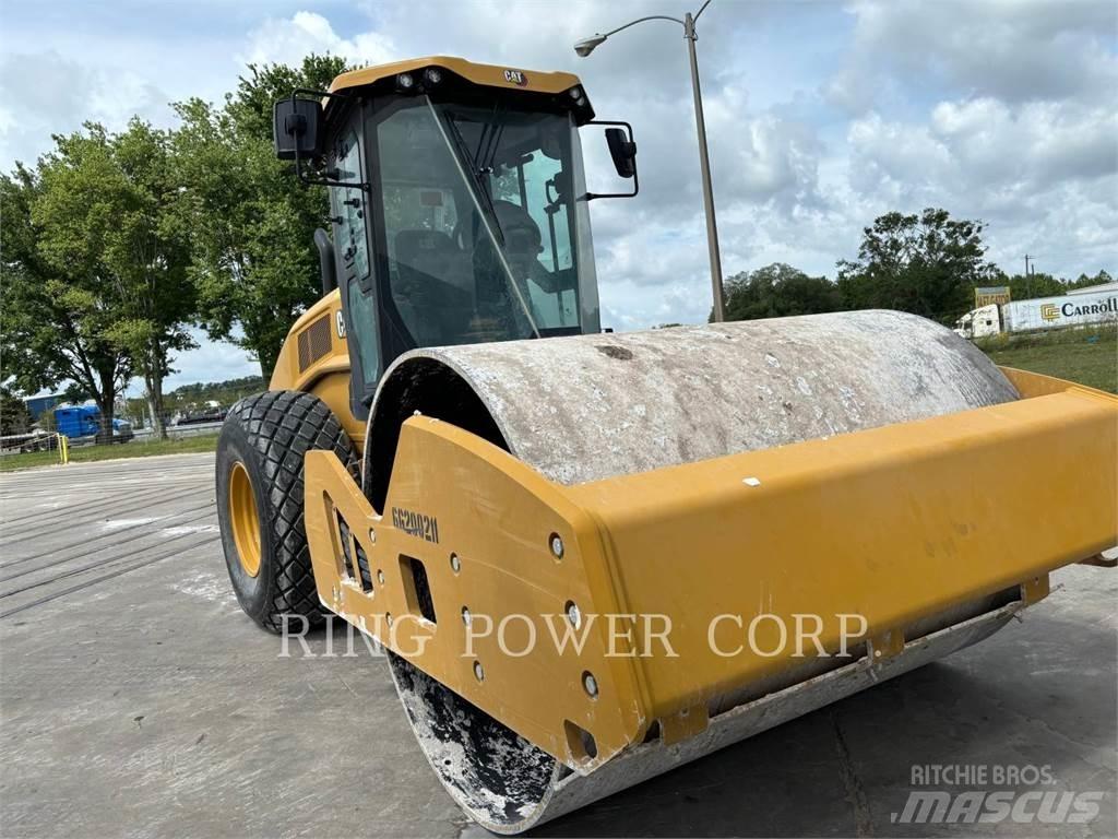CAT CS11GCCAB Çift tamburlu silindirler