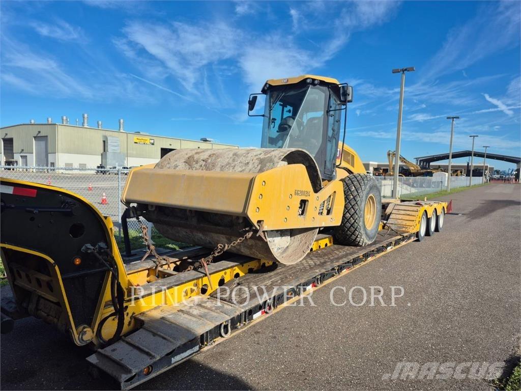 CAT CS11GCCAB Çift tamburlu silindirler