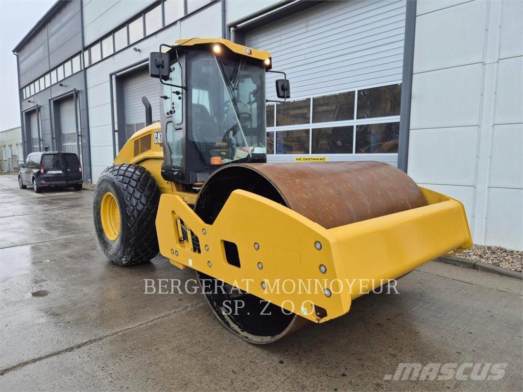 CAT CS12GC Tek tamburlu silindirler