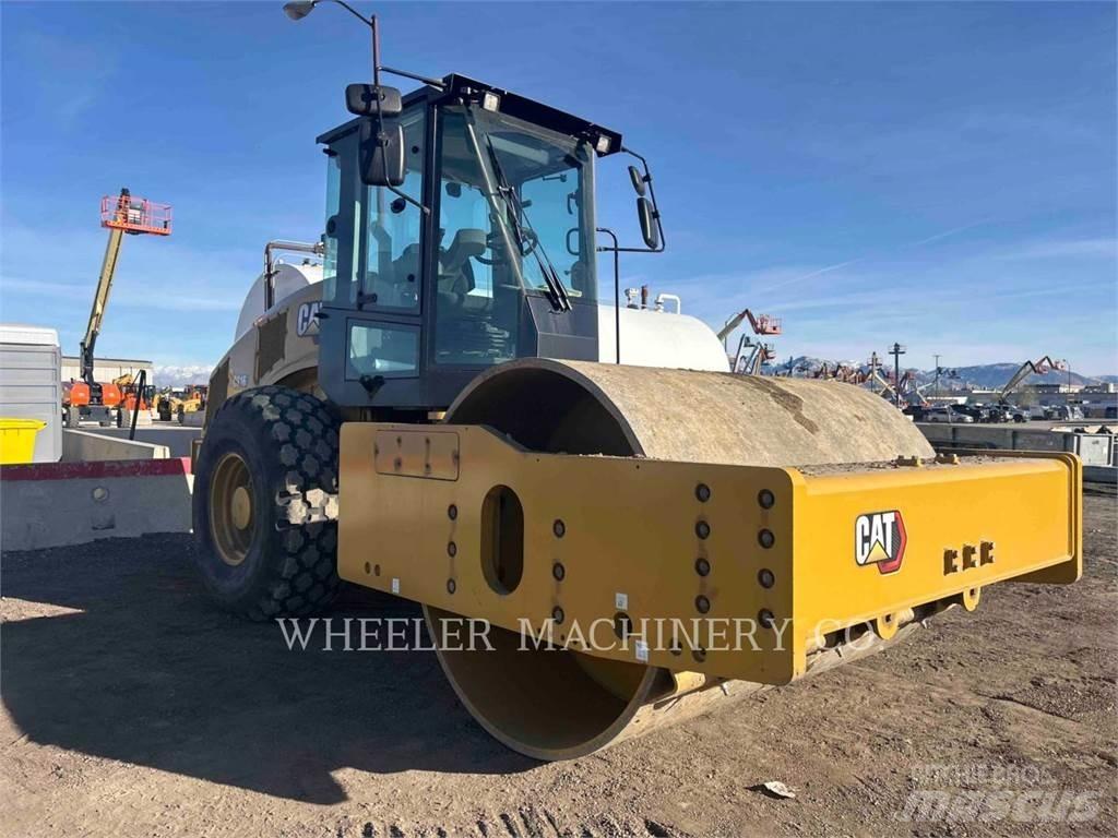 CAT CS16 Tek tamburlu silindirler