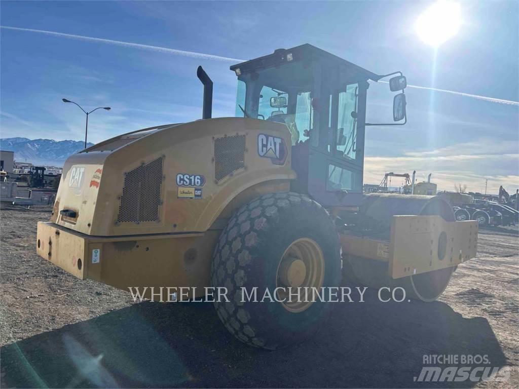 CAT CS16 Tek tamburlu silindirler