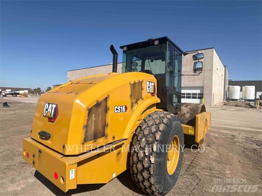 CAT CS16 Tek tamburlu silindirler