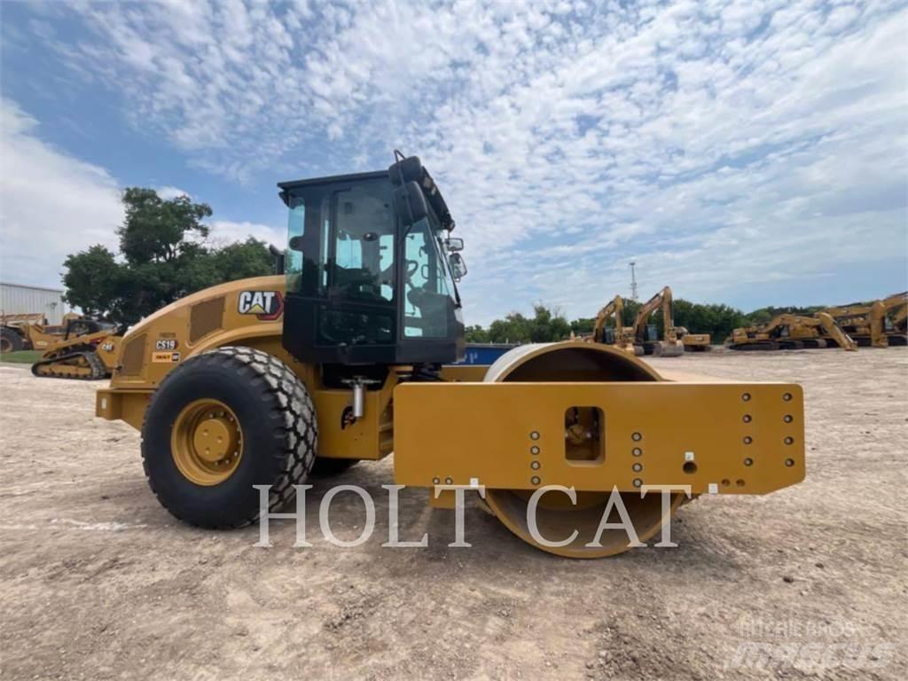 CAT CS19 Tek tamburlu silindirler