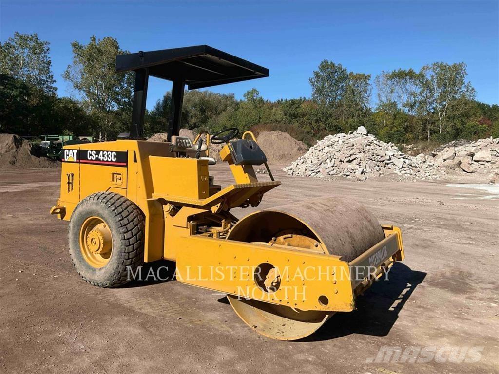 CAT CS433C Tek tamburlu silindirler