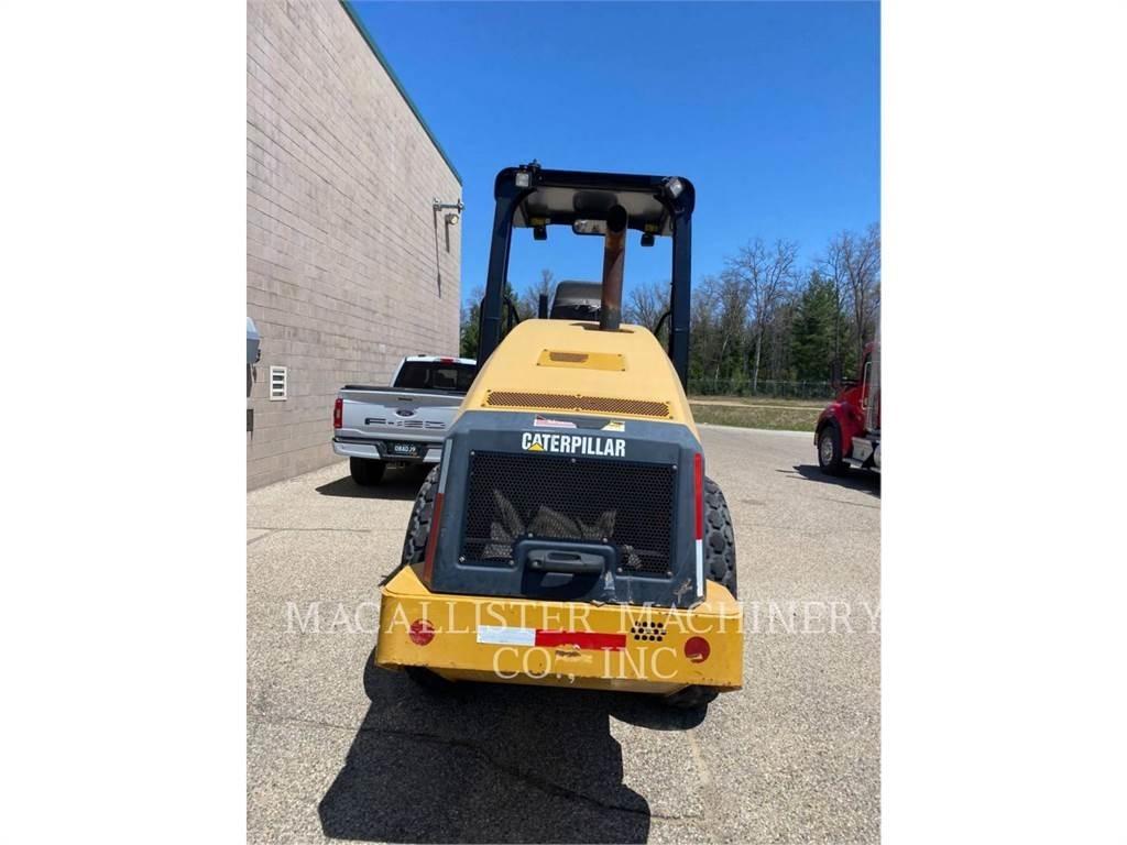 CAT CS44 Tek tamburlu silindirler