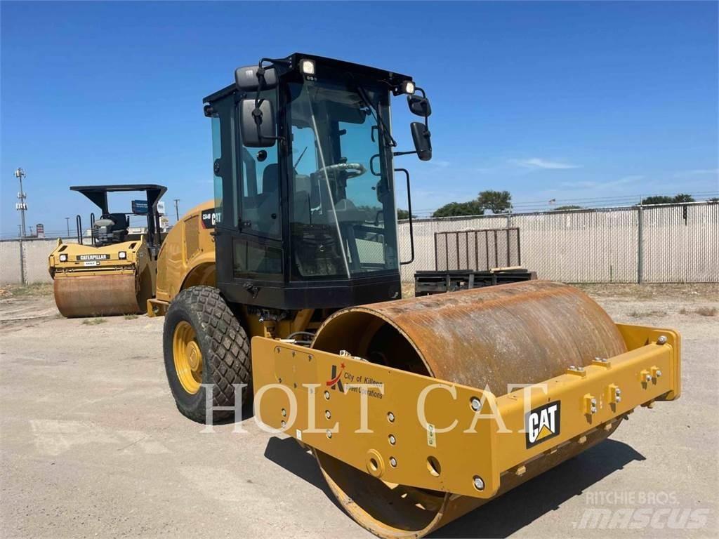 CAT CS44B Tek tamburlu silindirler