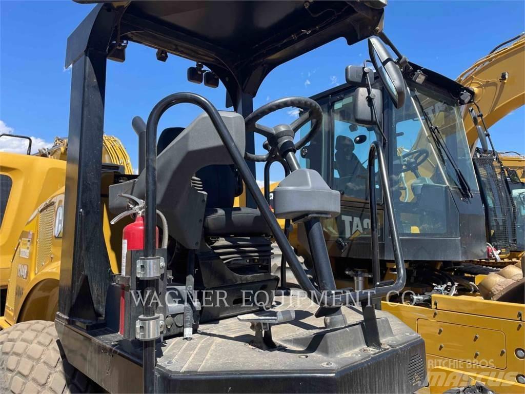 CAT CS44B Zemin sıkıştırma makineleri