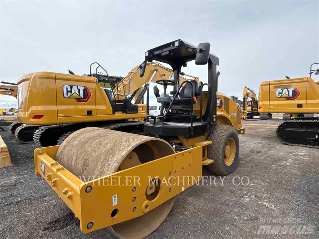 CAT CS44B Tek tamburlu silindirler