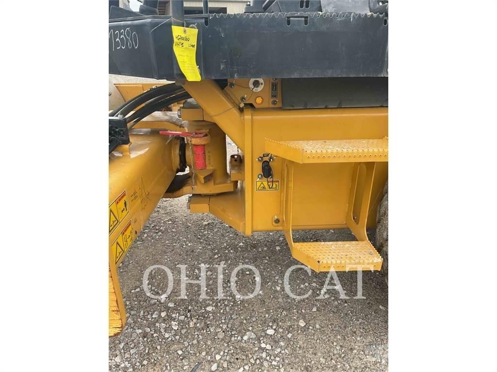 CAT CS44B Kombine silindirler