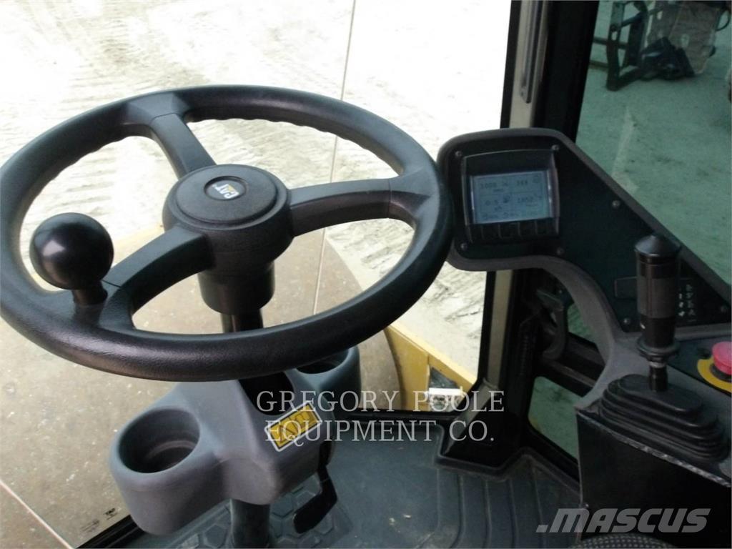 CAT CS44B Tek tamburlu silindirler