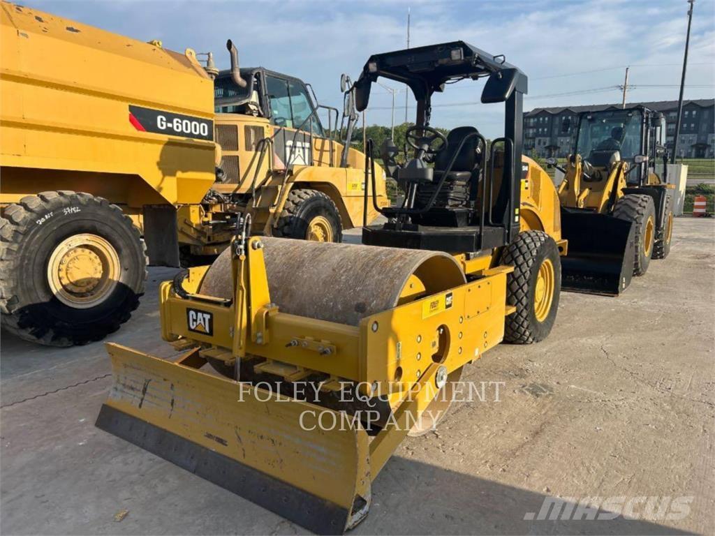 CAT CS44B Zemin sıkıştırma makineleri