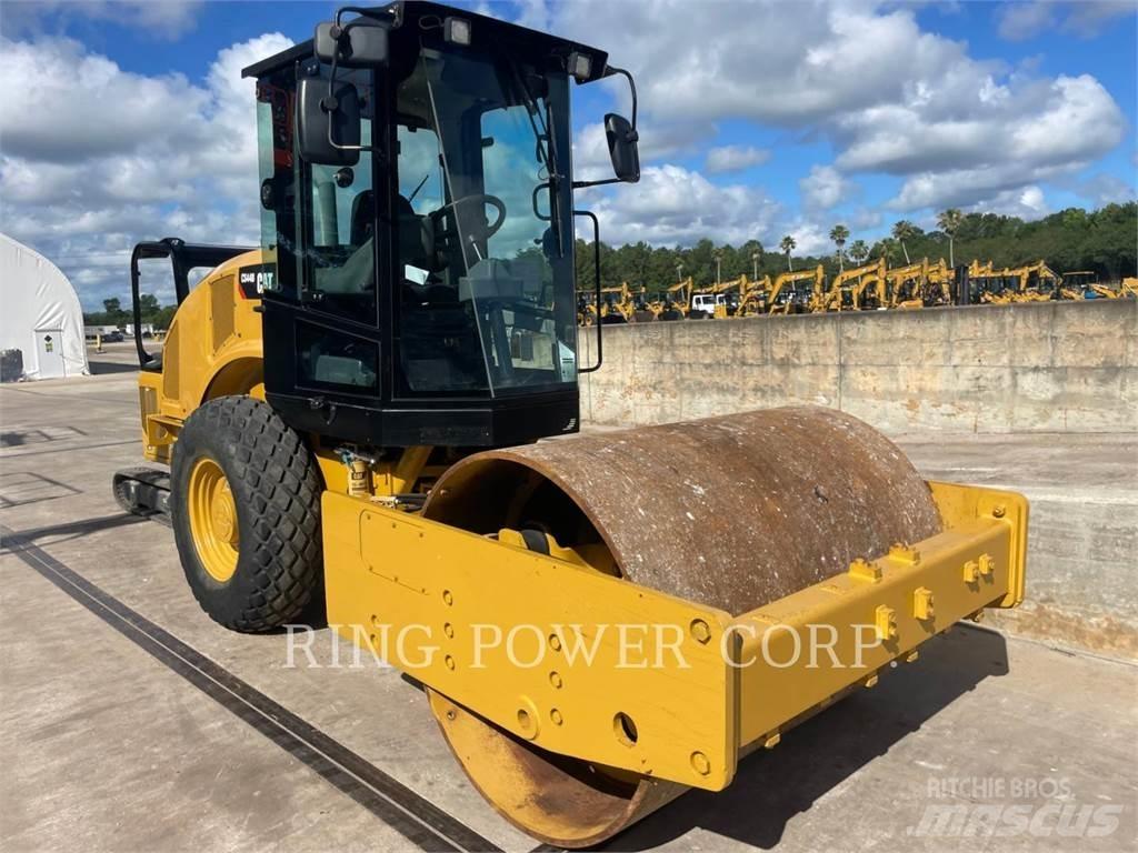 CAT CS44BCAB Çift tamburlu silindirler