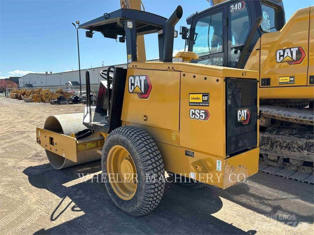 CAT CS5 Tek tamburlu silindirler