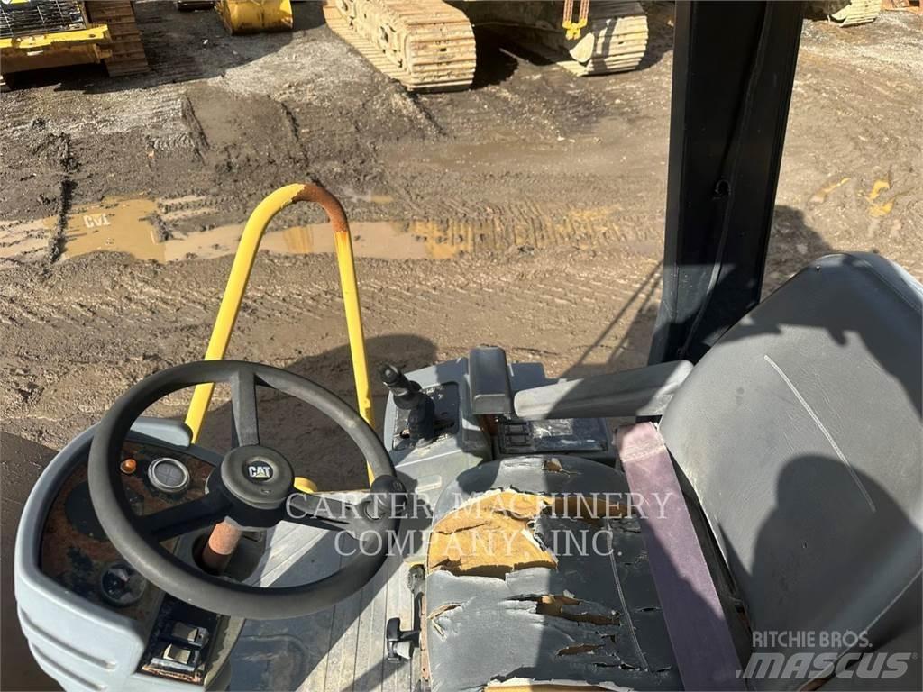 CAT CS533E Zemin sıkıştırma makineleri