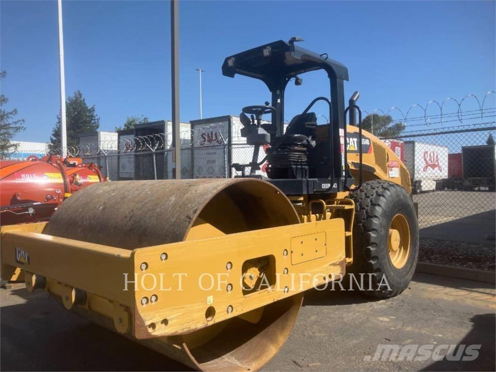 CAT CS54 Zemin sıkıştırma makineleri