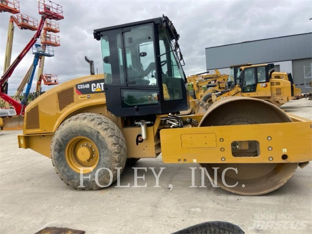 CAT CS54B Tek tamburlu silindirler