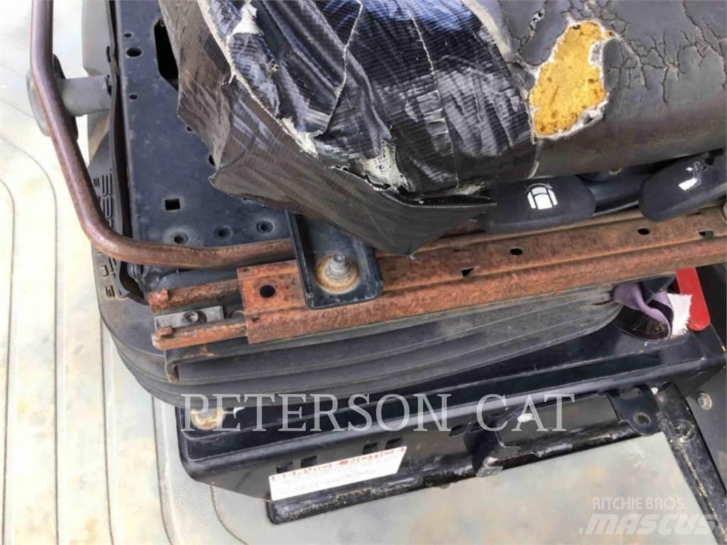CAT CS54B Tek tamburlu silindirler