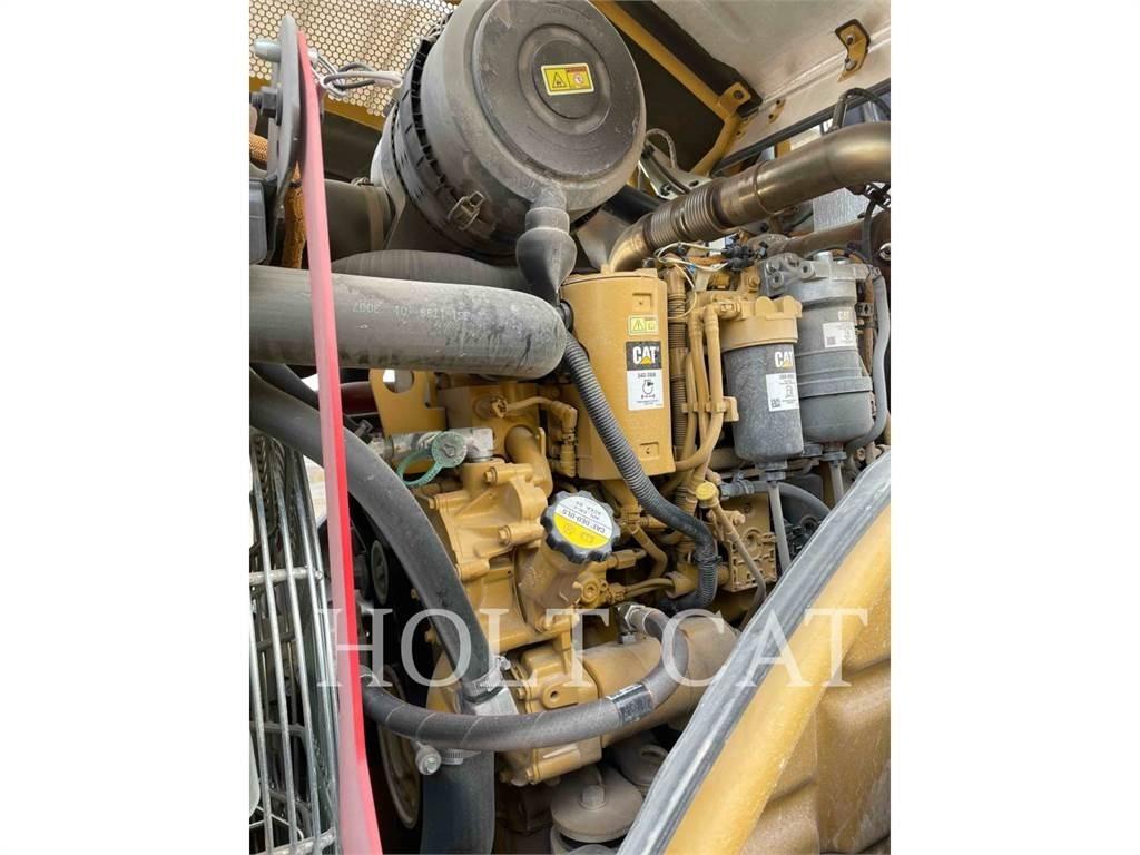 CAT CS54B Zemin sıkıştırma makineleri