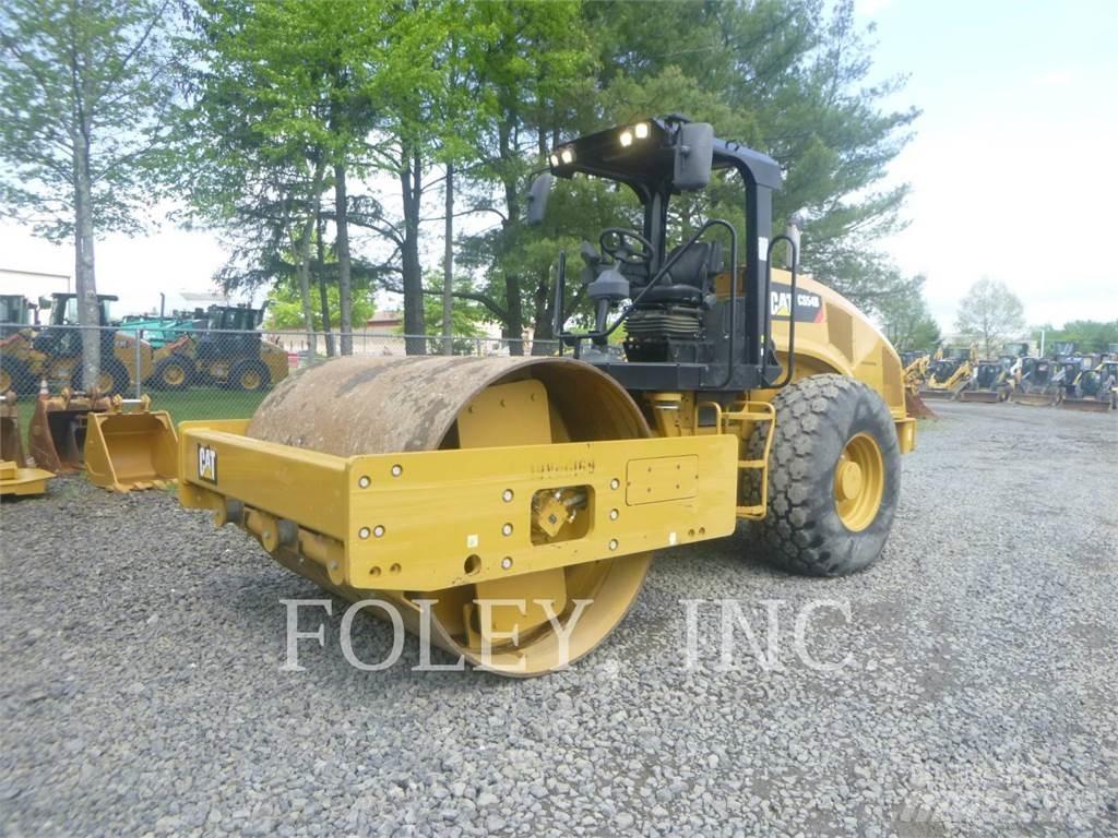 CAT CS54B Tek tamburlu silindirler