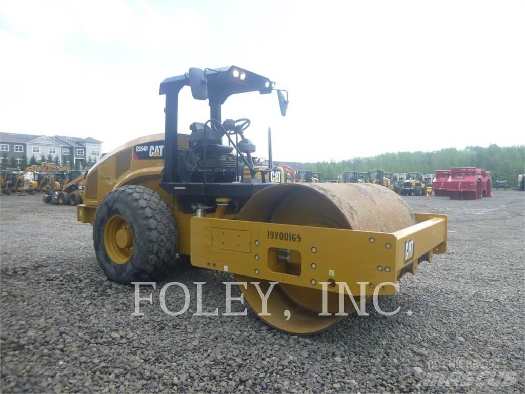 CAT CS54B Tek tamburlu silindirler