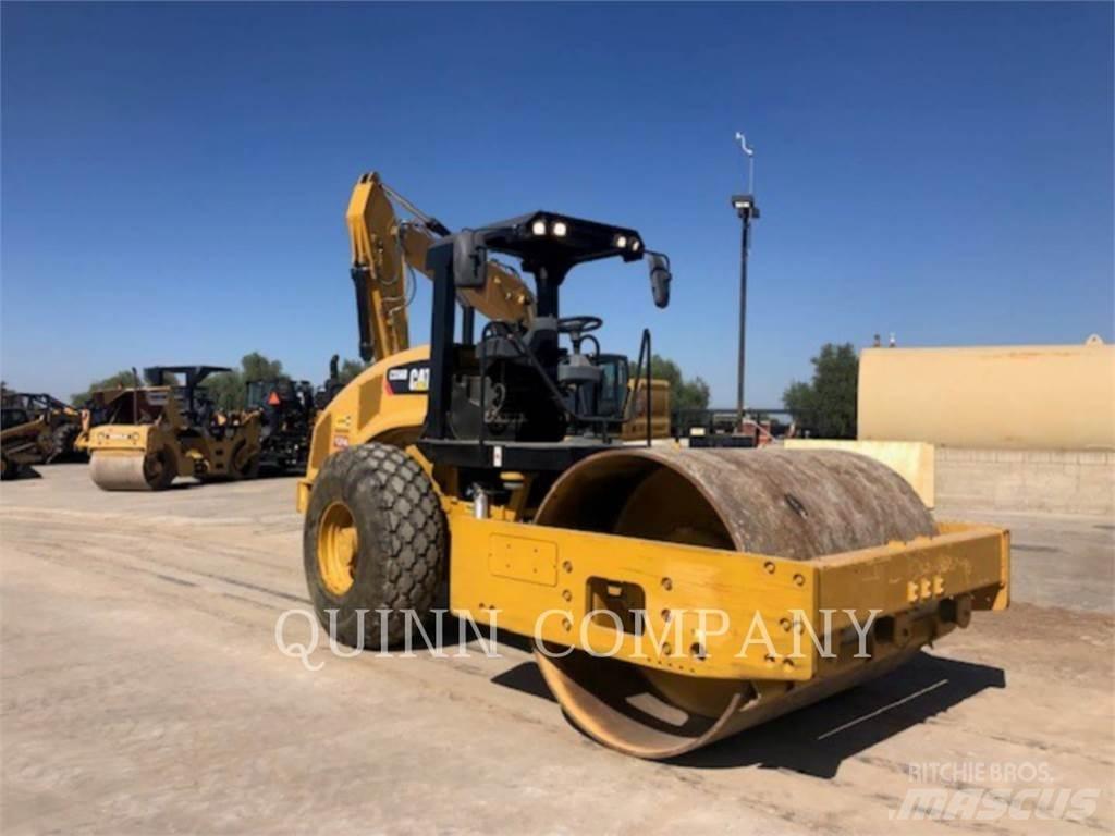 CAT CS56B Tek tamburlu silindirler