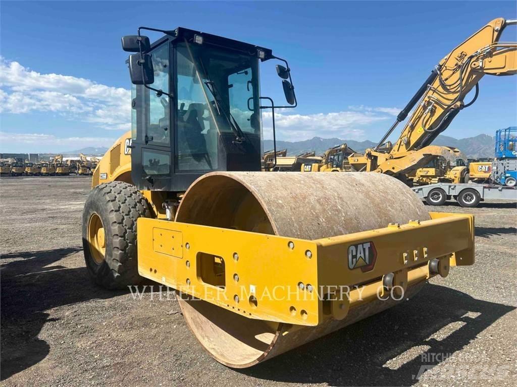 CAT CS56B Tek tamburlu silindirler