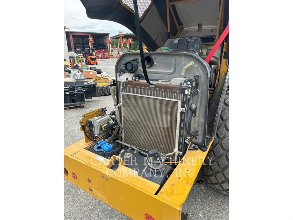 CAT CS56B Tek tamburlu silindirler