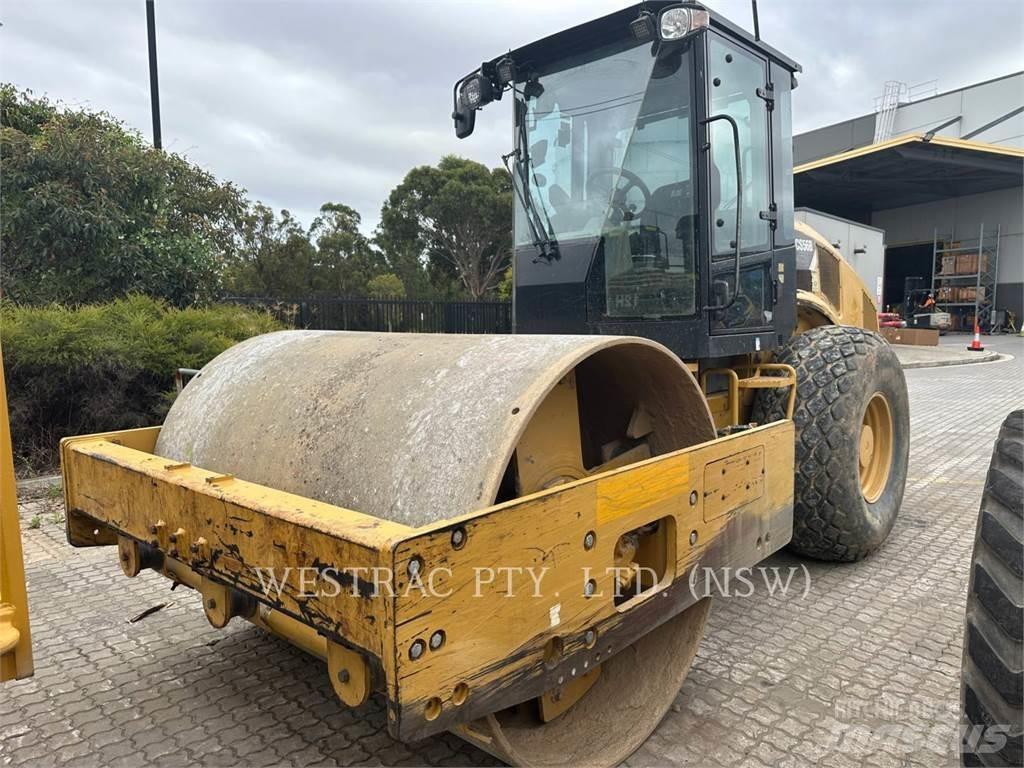CAT CS56B Tek tamburlu silindirler