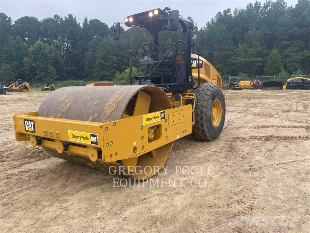 CAT CS56B Tek tamburlu silindirler