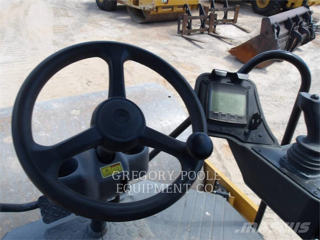CAT CS56B Tek tamburlu silindirler