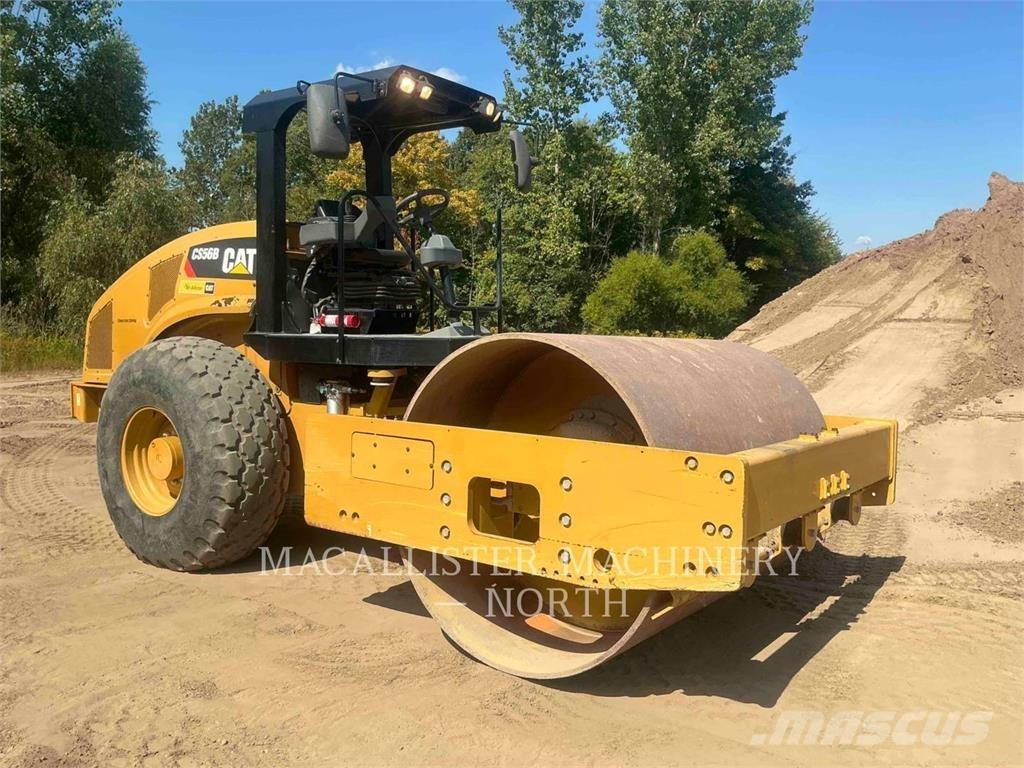 CAT CS56B Tek tamburlu silindirler
