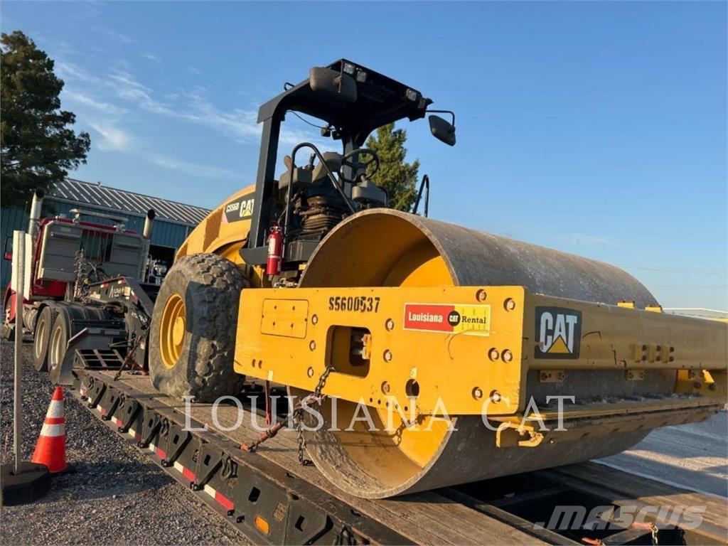 CAT CS56B Tek tamburlu silindirler