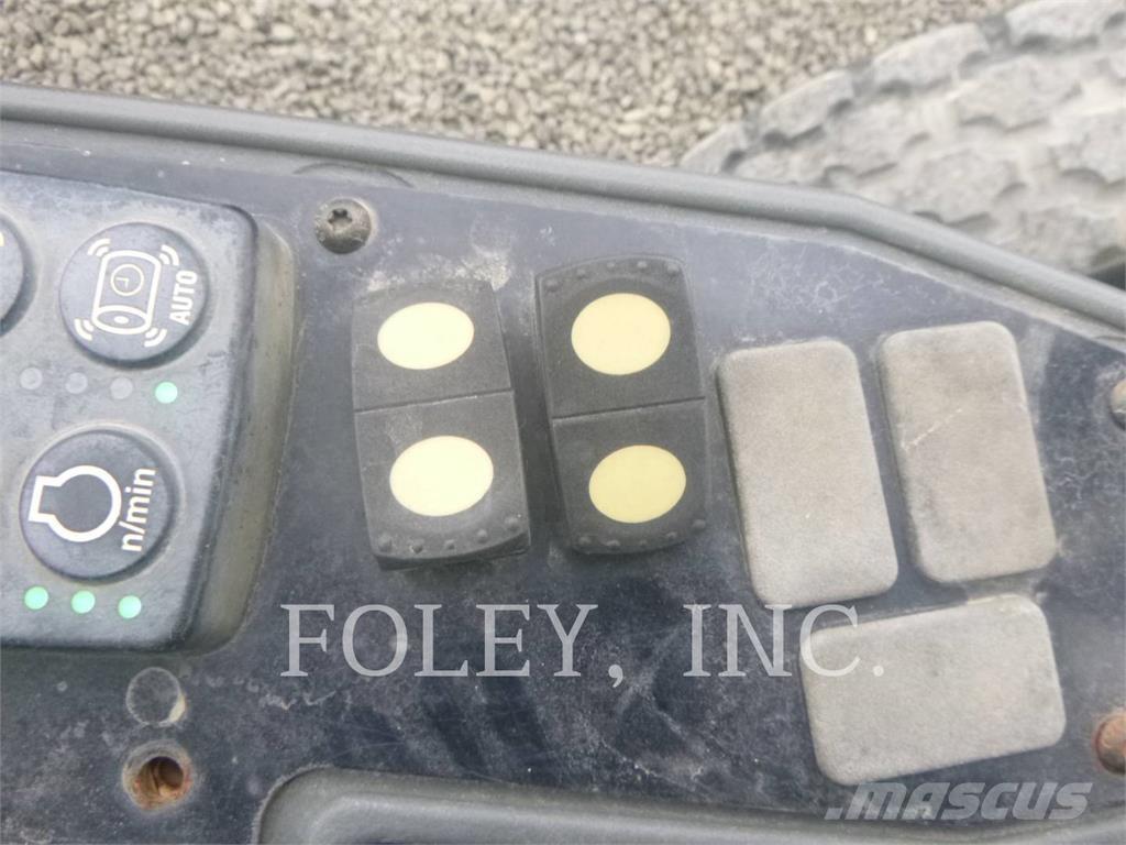 CAT CS56B Tek tamburlu silindirler