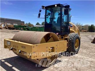 CAT CS56B Zemin sıkıştırma makineleri