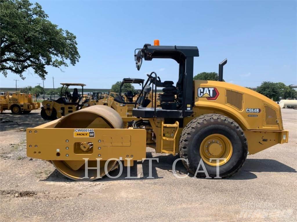 CAT CS64B Tek tamburlu silindirler