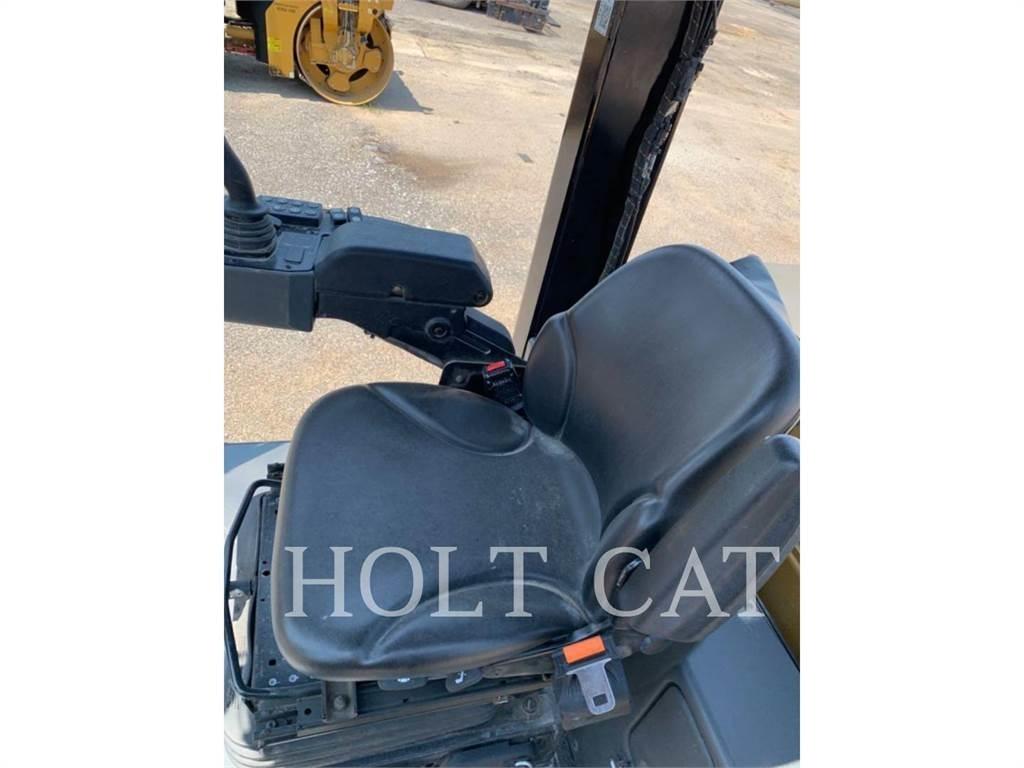 CAT CS64B Tek tamburlu silindirler